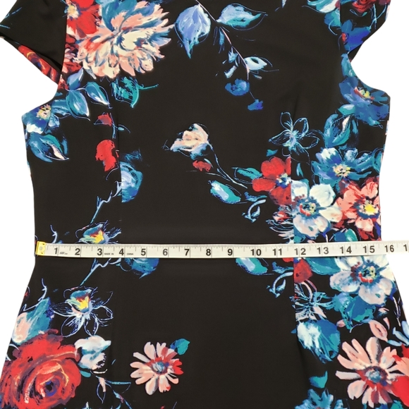 Betsey Johnson Dark Floral Midi Sheath Dress Black Sz 12 Whimsigoth - Picture 11 of 15